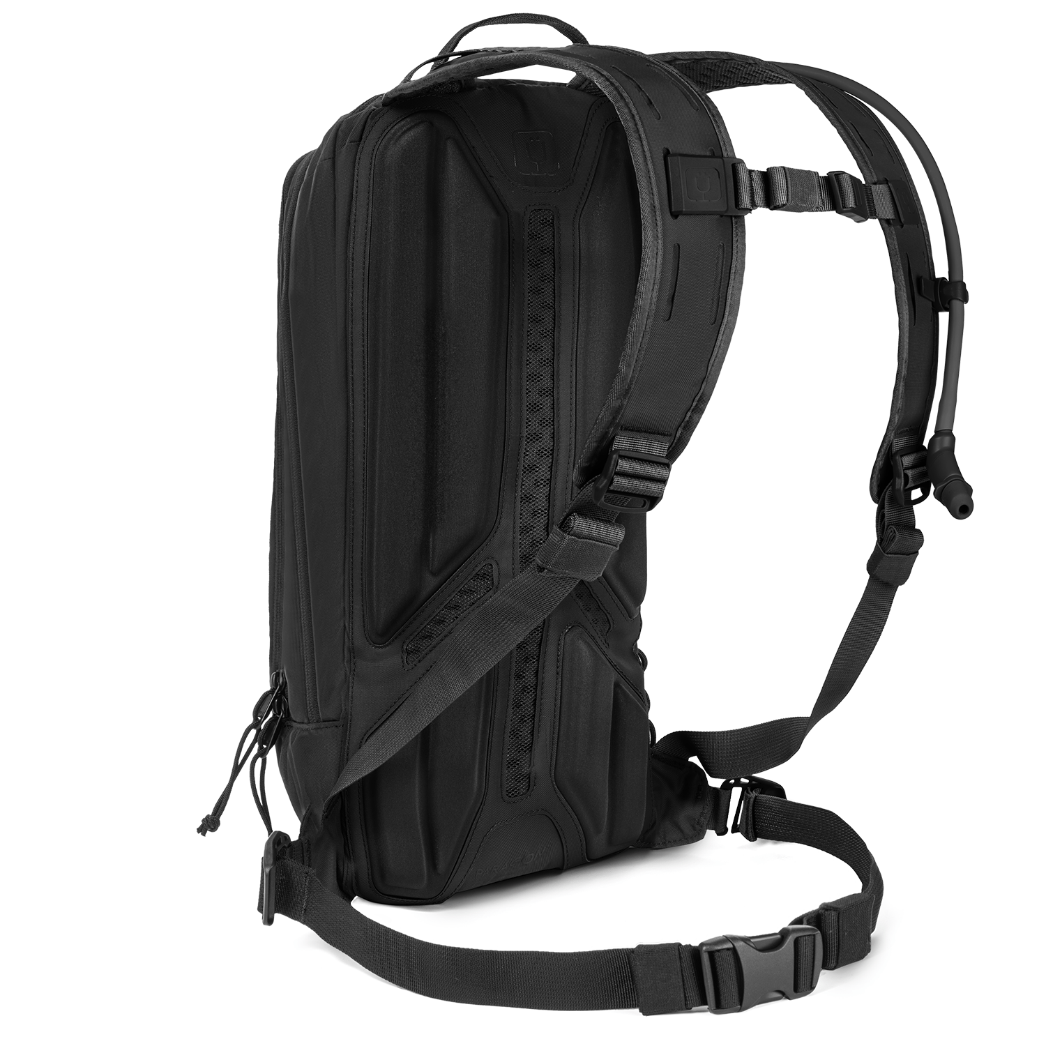 paragon-hydration-pack-o8 Paragon_Black_Quarter.png