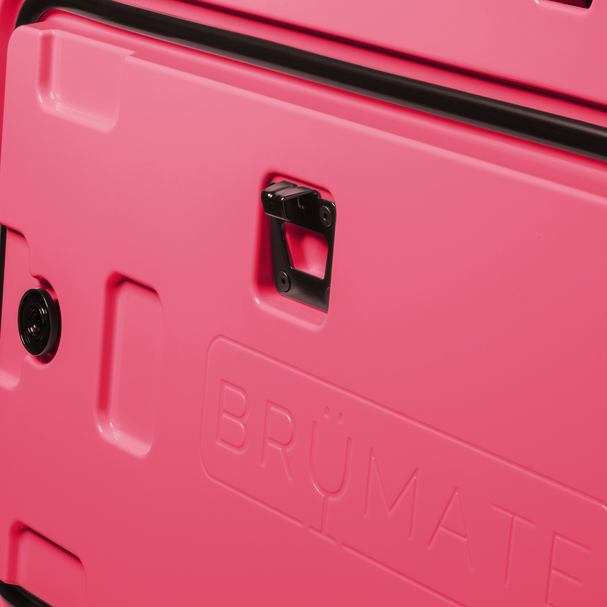brutank-u8 brutank-55qt-neonpink-bottle-opener.png