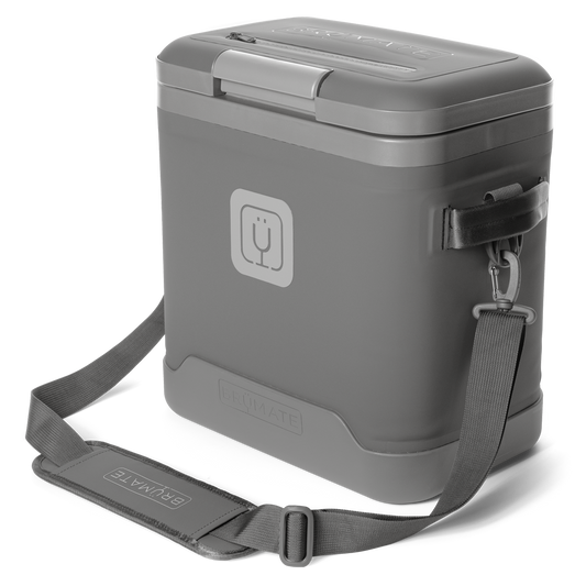 magpack-18-can-z4 magpack_18_graphite_front_strap.png